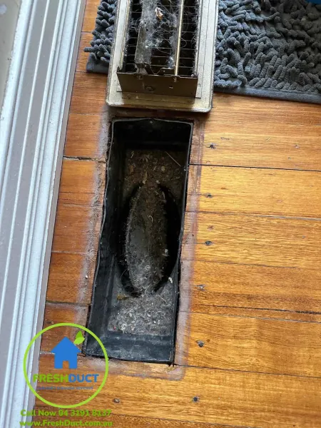 Heating floor duct, cleaned