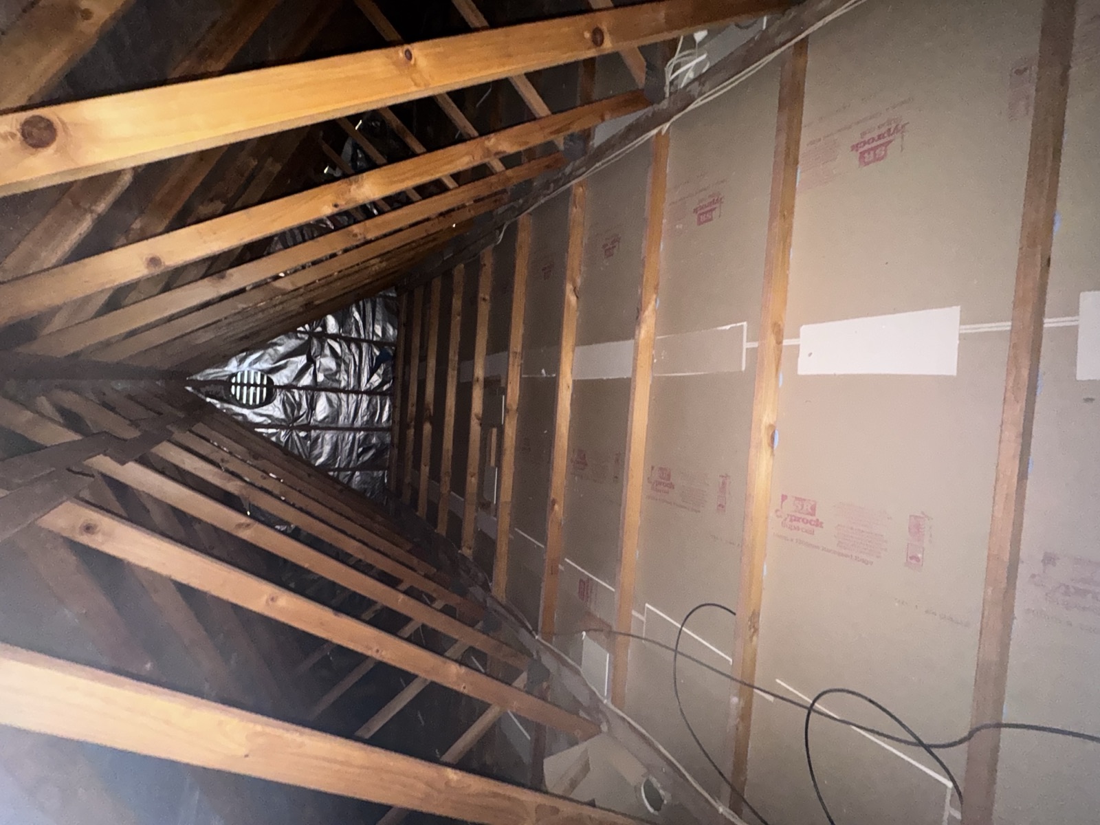 Roof cavity vacuumed spotless Camberwell