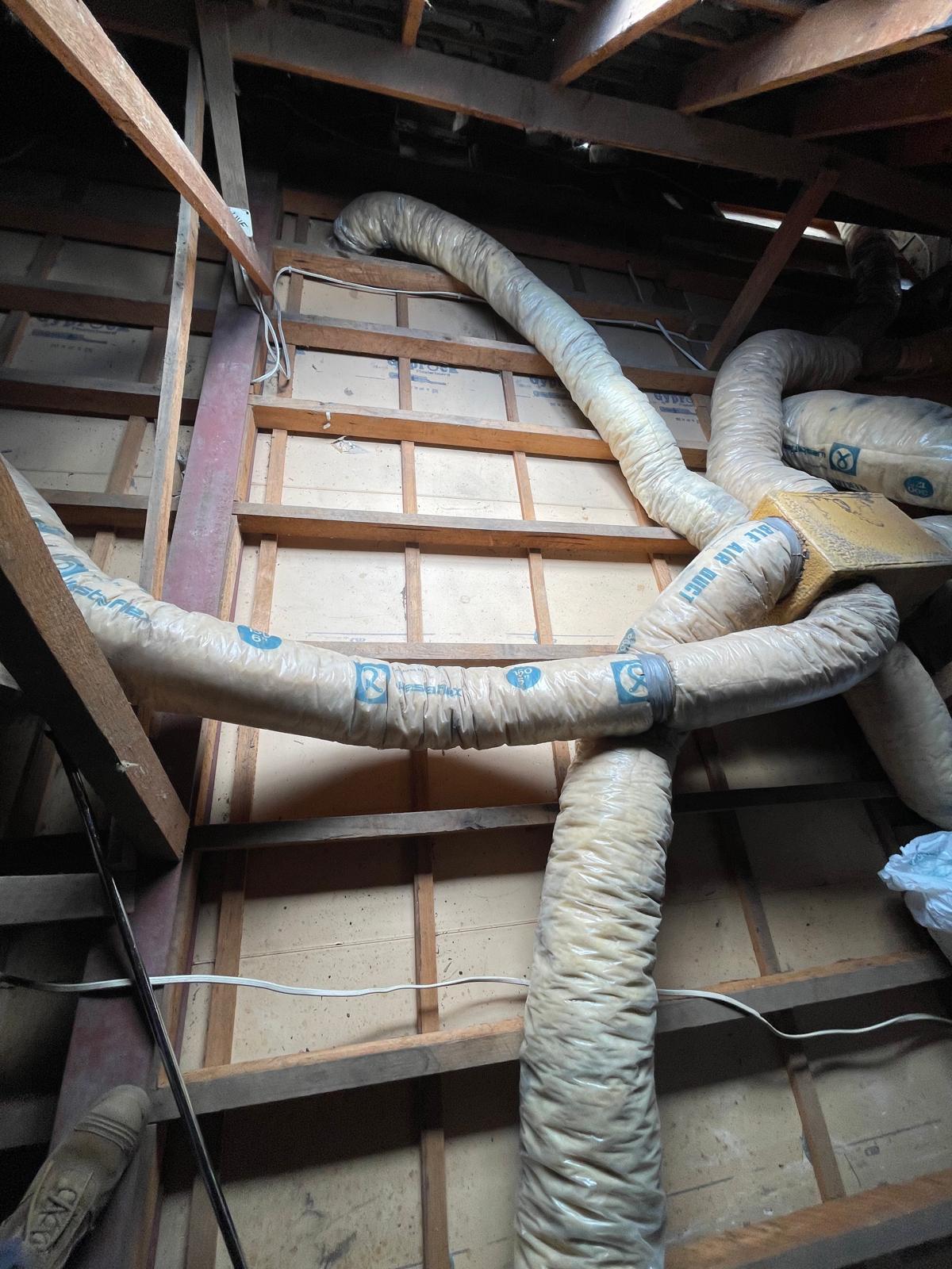 Kew roof space vacuumed clean after old insulation removal by FreshDuct